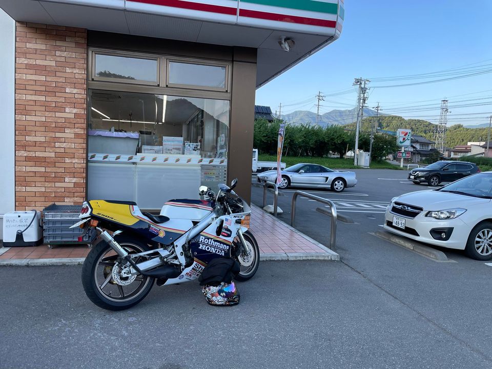 爽やかな白木目3