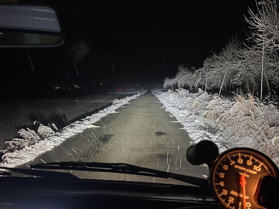 雪が降ると急に年末らしくなってくる。3